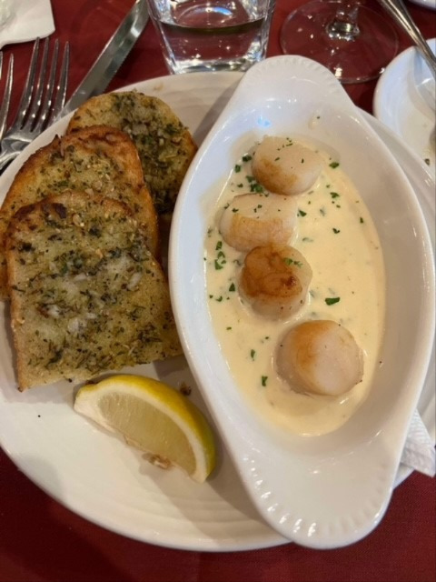 First Course: Sea Scallops and Garlic Toast